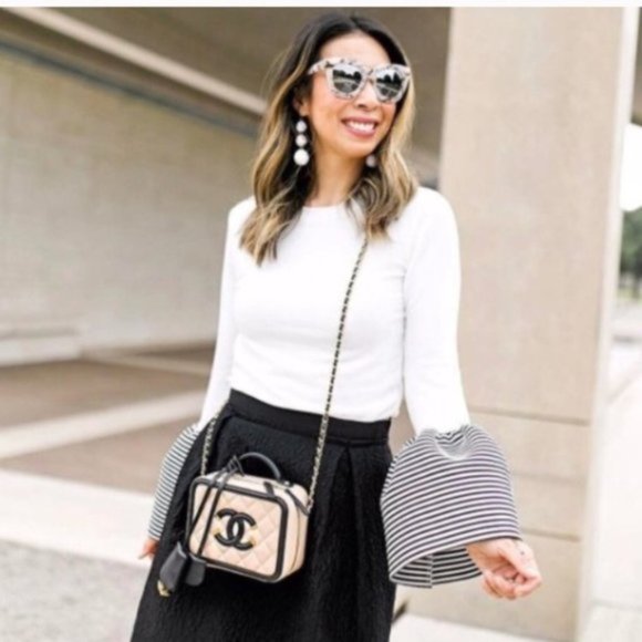 🎁 "My Shyness" Earrings - Picture 6 of 7